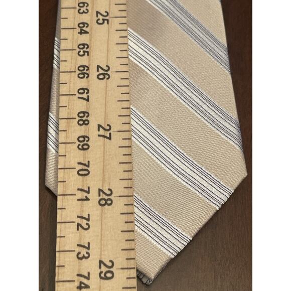 Calvin Klein 100% Silk Men’s Neck Tie Made In China - Picture 5 of 9